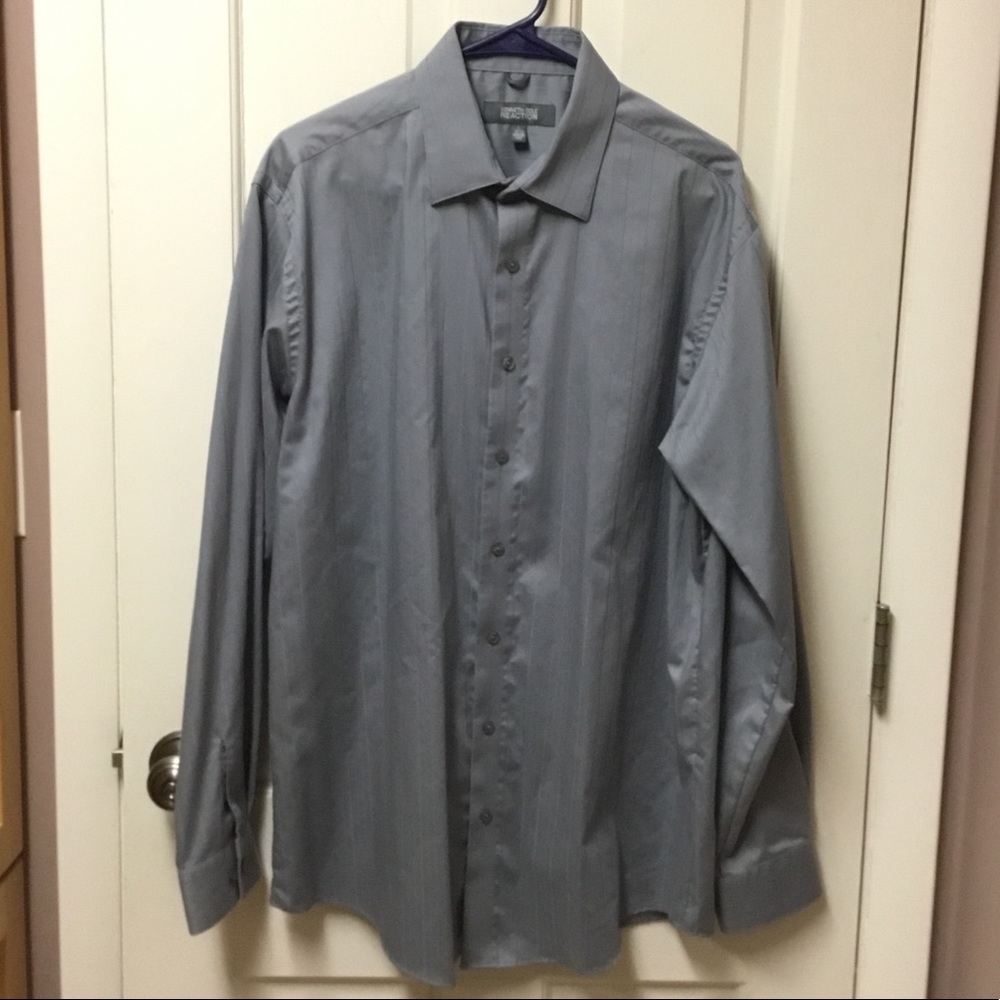 KENNETH COLE REACTION Large 16 1/2 34-35 Like New